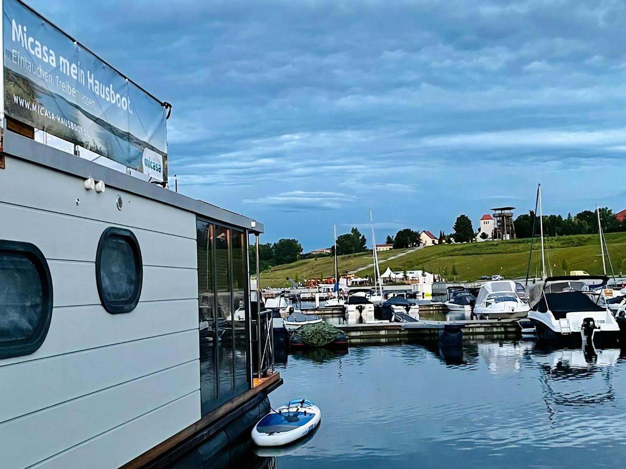 Hausboot Schiff Fuer 4 Personen Ca, 33 M Sup2 In Braunsbedra, Sachsen Anhalt Halle Saale Unstrut Region Exteriör bild